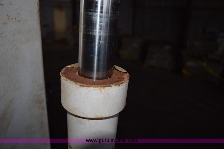 image for item K3301 SPX crane