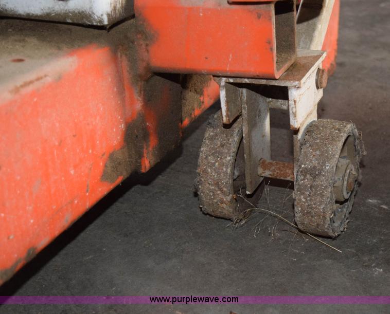 image for item K3301 SPX crane