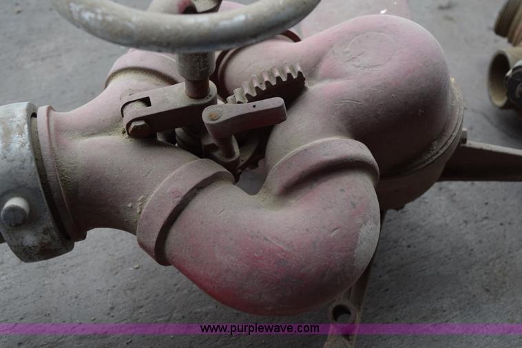 image for item K3344 Fire truck water cannon