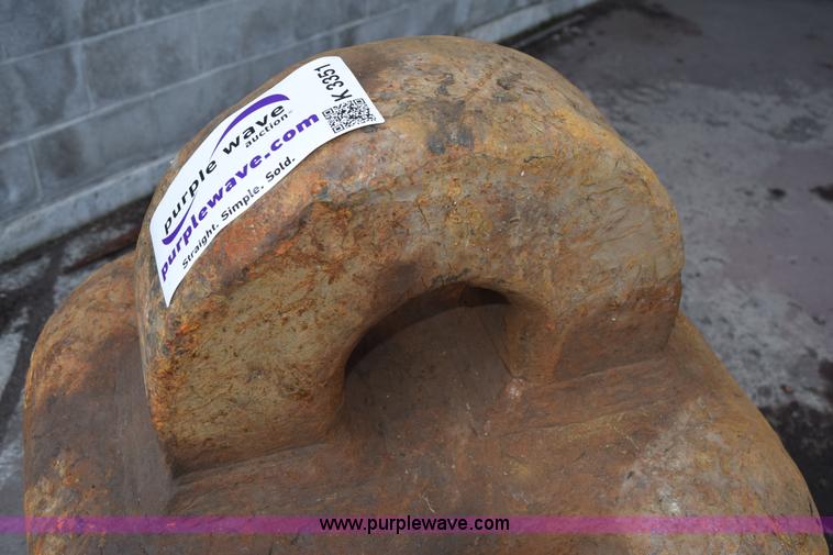 image for item K3351 5,900 lbs wrecking ball