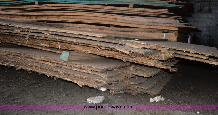 image for item K3356 Assorted 8' x 24' OSB plywood