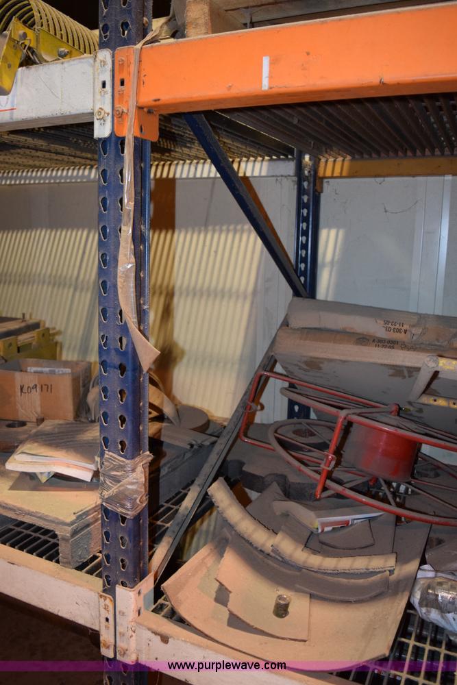 image for item K3365 Assorted pallet racking