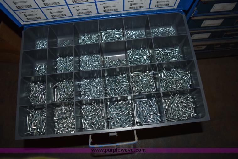 image for item K3377 Assorted Fastenal bins with parts