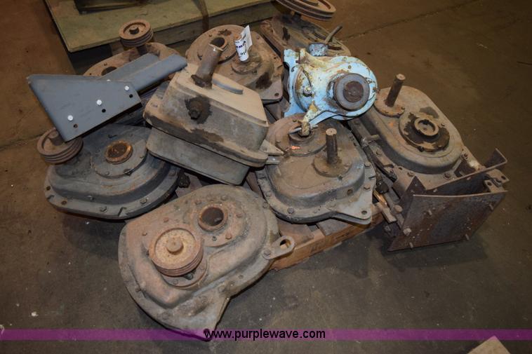 image for item K3403 Approximately 8 assorted reducers