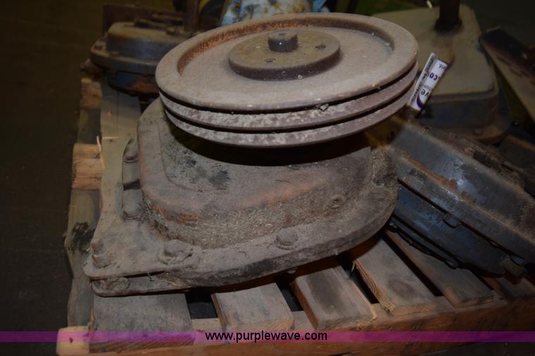 image for item K3403 Approximately 8 assorted reducers