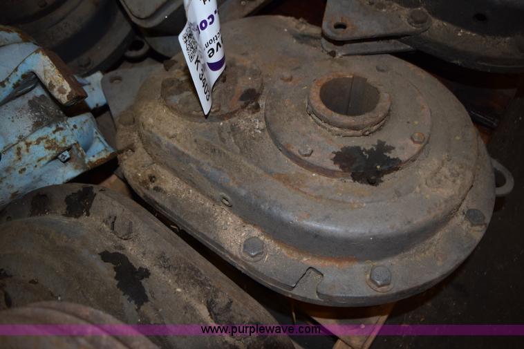 image for item K3403 Approximately 8 assorted reducers