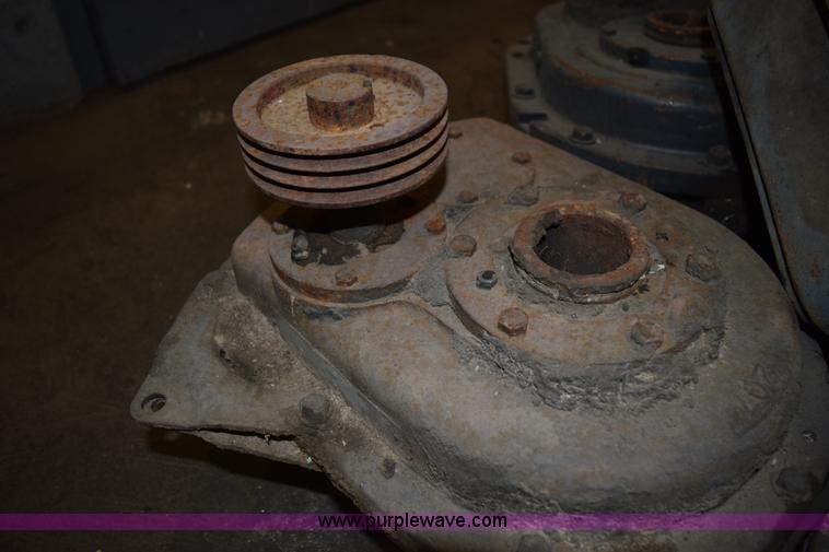 image for item K3403 Approximately 8 assorted reducers