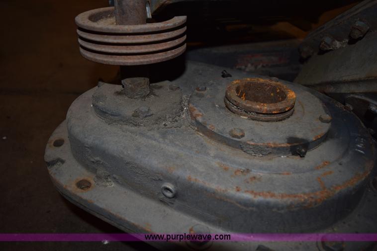 image for item K3403 Approximately 8 assorted reducers