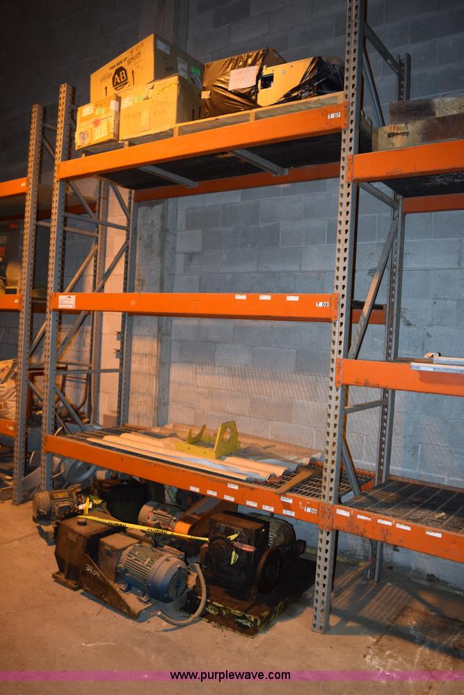 image for item K3433 (2) pallet racks