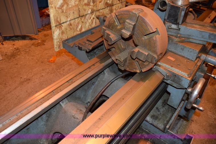 image for item K3439 Leblond Regal lathe