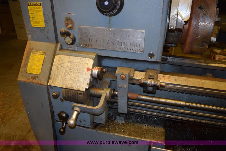image for item K3439 Leblond Regal lathe