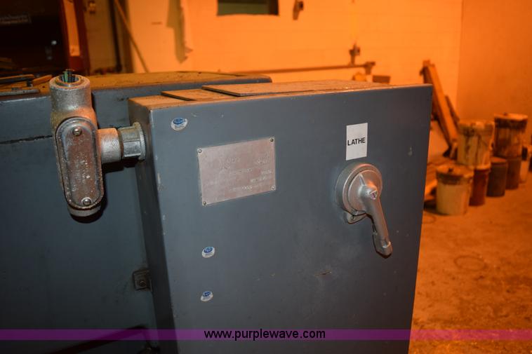image for item K3439 Leblond Regal lathe