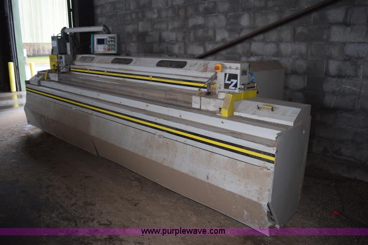 image for item K3444 2003 Langzauner LZ4-S/3150 veneer saw
