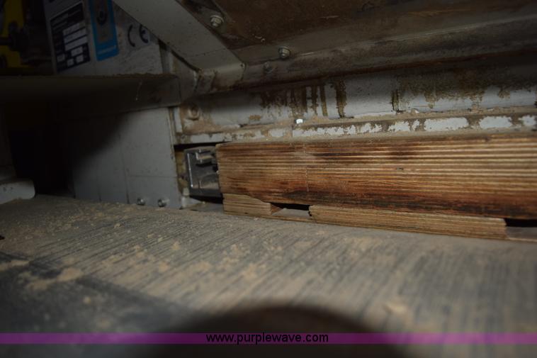 image for item K3444 2003 Langzauner LZ4-S/3150 veneer saw