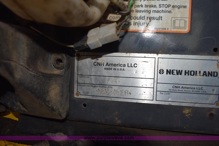 image for item K3449 2006 New Holland L190 skid steer