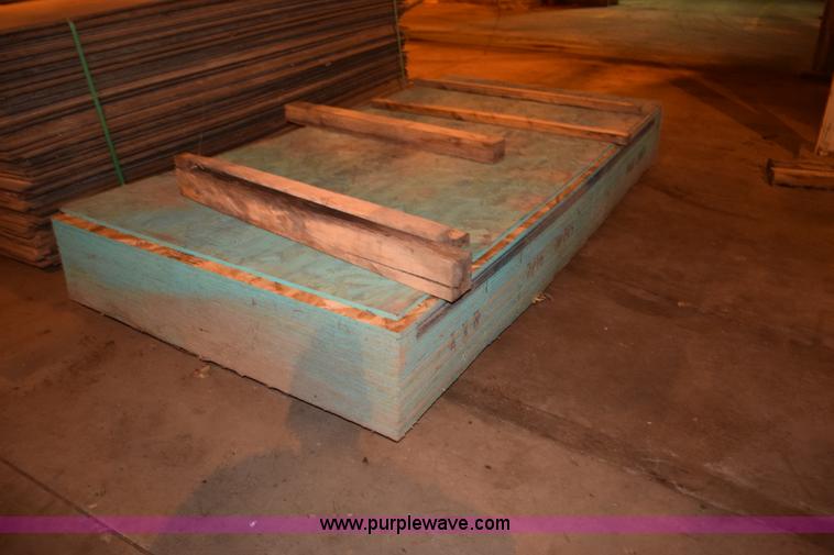 image for item K3454 Assorted plywood