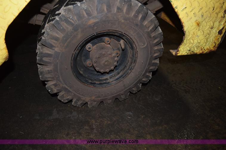 image for item K3461 Cushman Titan 354 utility cart