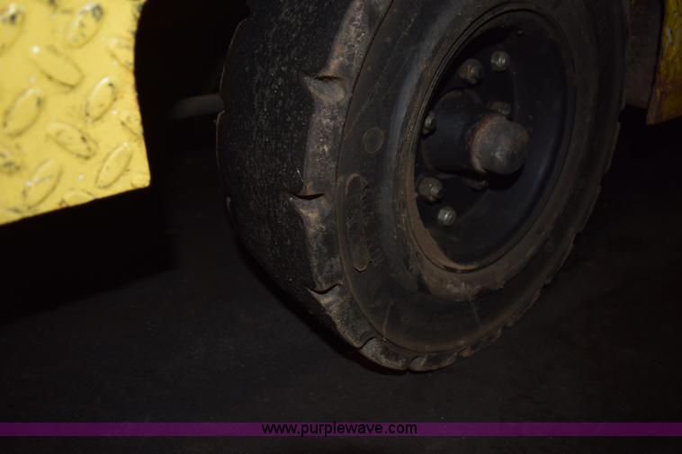 image for item K3461 Cushman Titan 354 utility cart