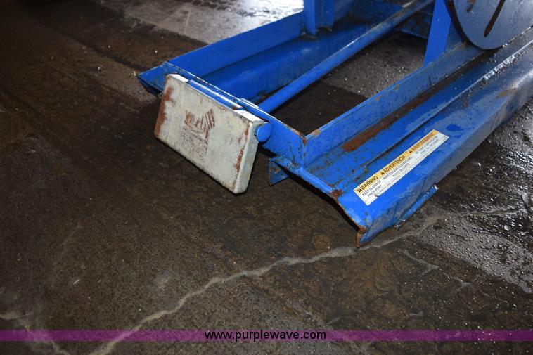 image for item K3464 (2) self-dumping hoppers