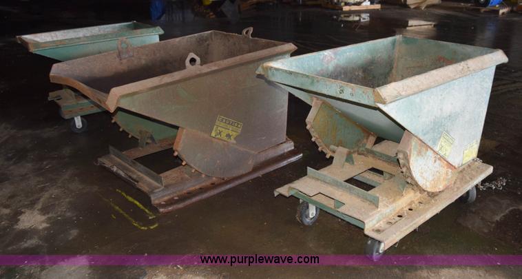 image for item K3465 (3) self-dumping hoppers