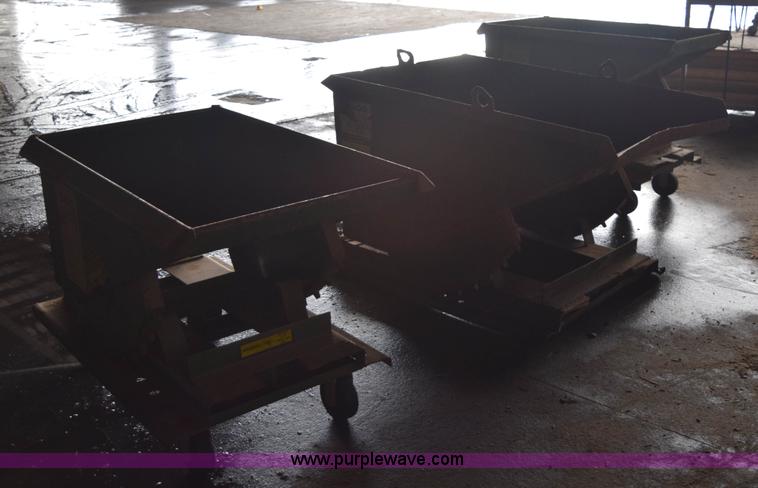 image for item K3465 (3) self-dumping hoppers