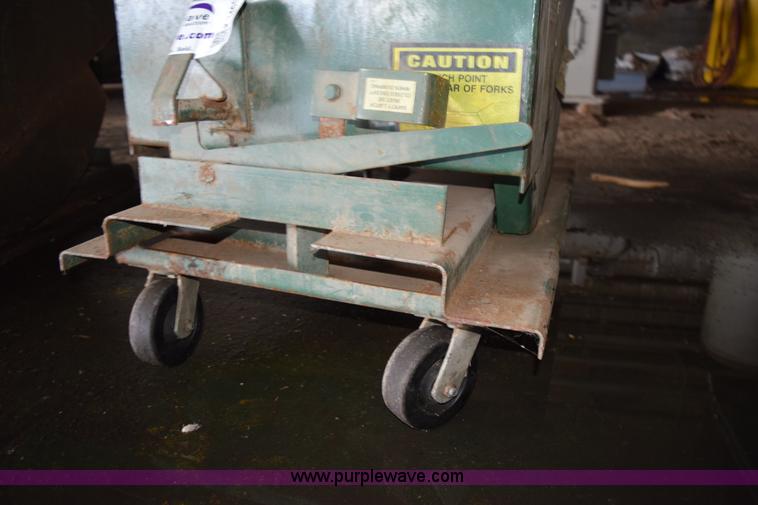 image for item K3465 (3) self-dumping hoppers