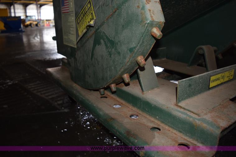 image for item K3465 (3) self-dumping hoppers