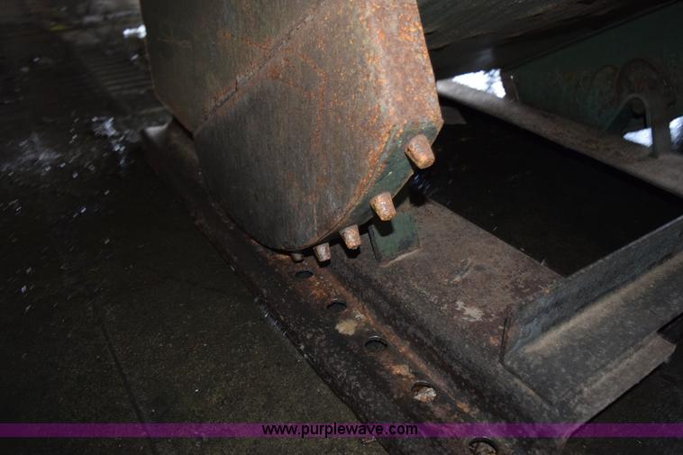 image for item K3465 (3) self-dumping hoppers