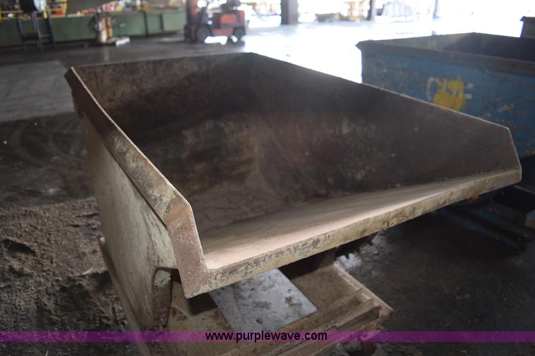 image for item K3466 (4) self-dumping hoppers
