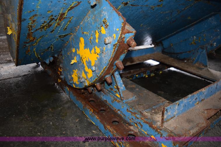 image for item K3466 (4) self-dumping hoppers