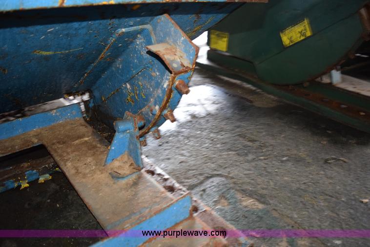 image for item K3466 (4) self-dumping hoppers