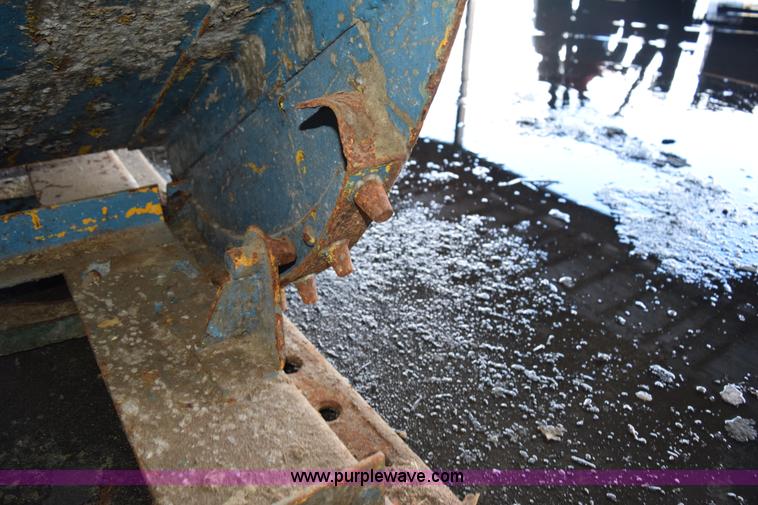 image for item K3466 (4) self-dumping hoppers