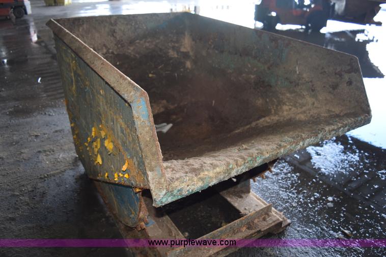 image for item K3466 (4) self-dumping hoppers