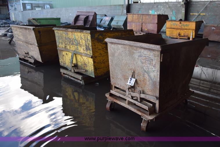 image for item K3467 (3) self-dumping hoppers