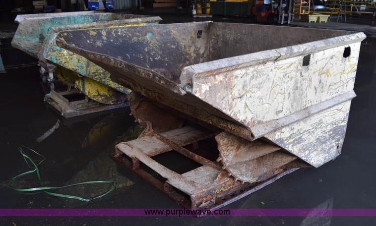 image for item K3467 (3) self-dumping hoppers