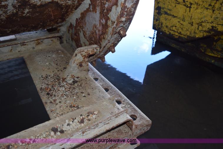 image for item K3467 (3) self-dumping hoppers