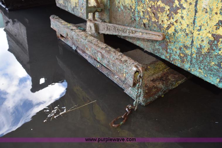 image for item K3467 (3) self-dumping hoppers