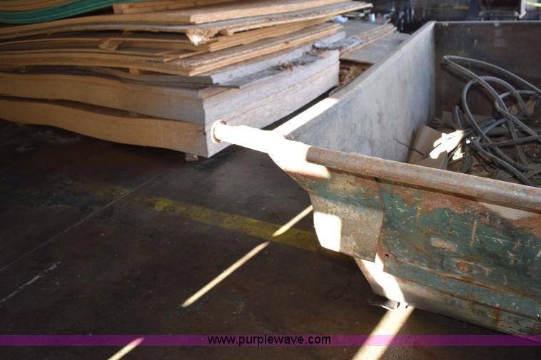 image for item K3468 Assorted self-dumping hoppers and dumpsters