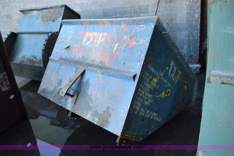 image for item K3469 (4) self-dumping hoppers