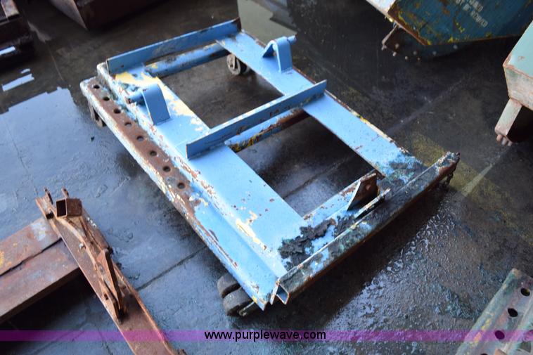 image for item K3469 (4) self-dumping hoppers