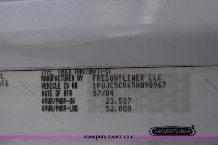 image for item K3480 2005 Freightliner Business Class M2 semi truck