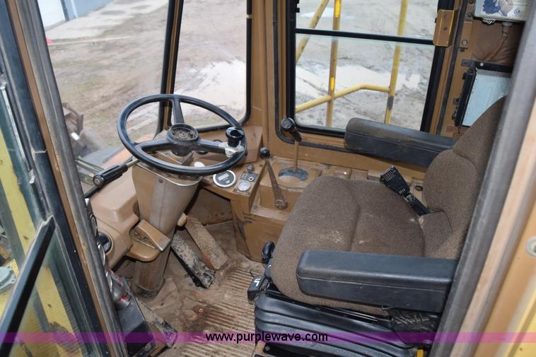 image for item K3481 1991 Caterpillar 824 wheel dozer