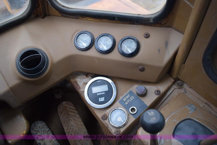 image for item K3481 1991 Caterpillar 824 wheel dozer