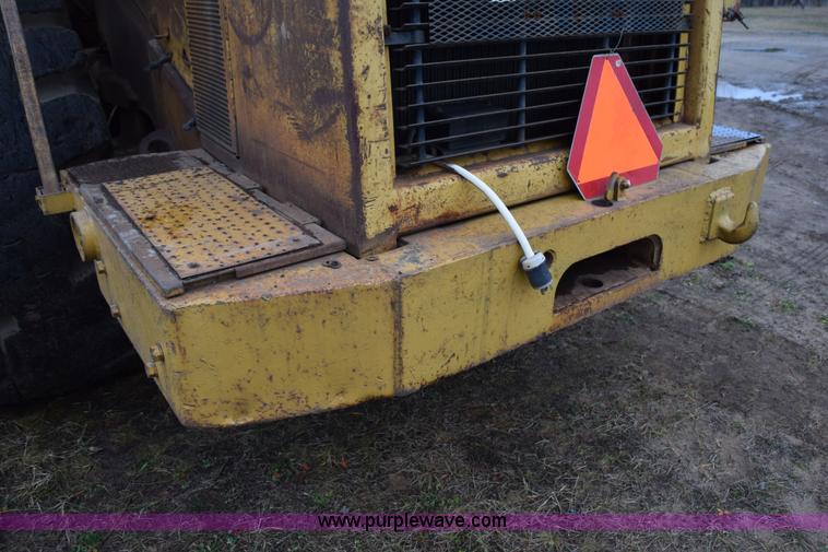 image for item K3481 1991 Caterpillar 824 wheel dozer