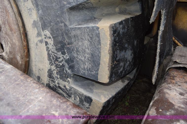 image for item K3481 1991 Caterpillar 824 wheel dozer