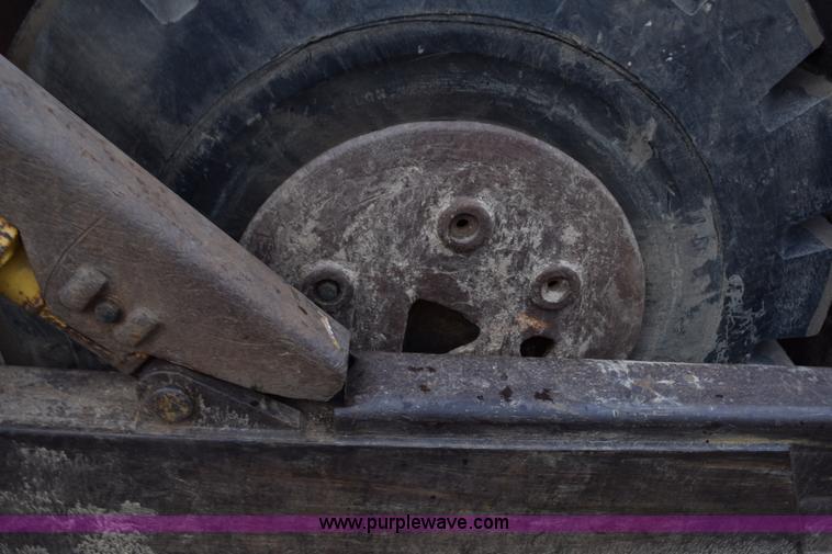 image for item K3481 1991 Caterpillar 824 wheel dozer