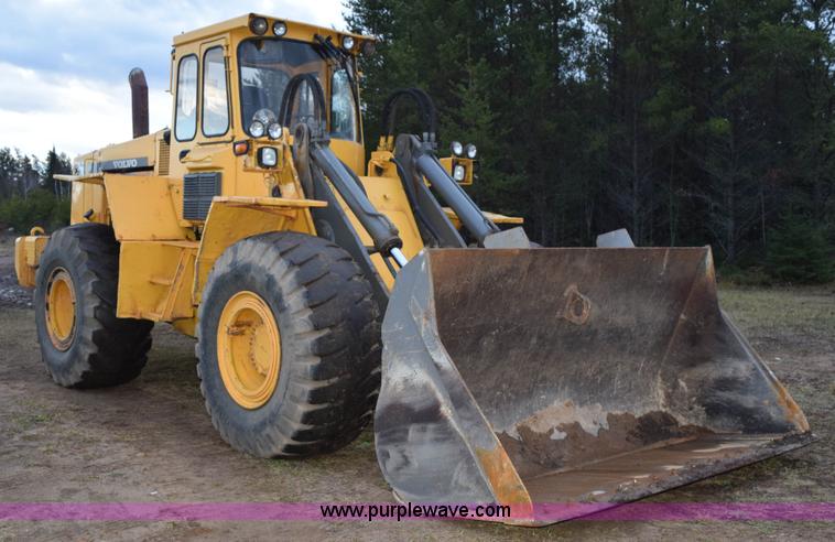 image for item K3482 1988 Volvo L120 wheel loader