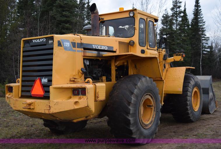 image for item K3482 1988 Volvo L120 wheel loader
