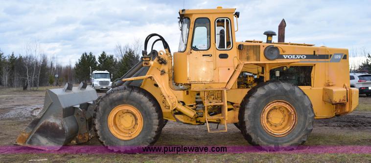 image for item K3482 1988 Volvo L120 wheel loader