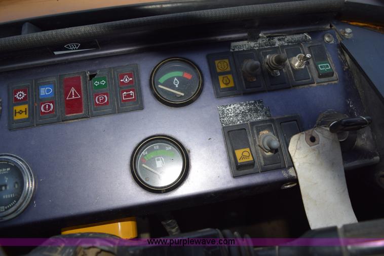 image for item K3482 1988 Volvo L120 wheel loader